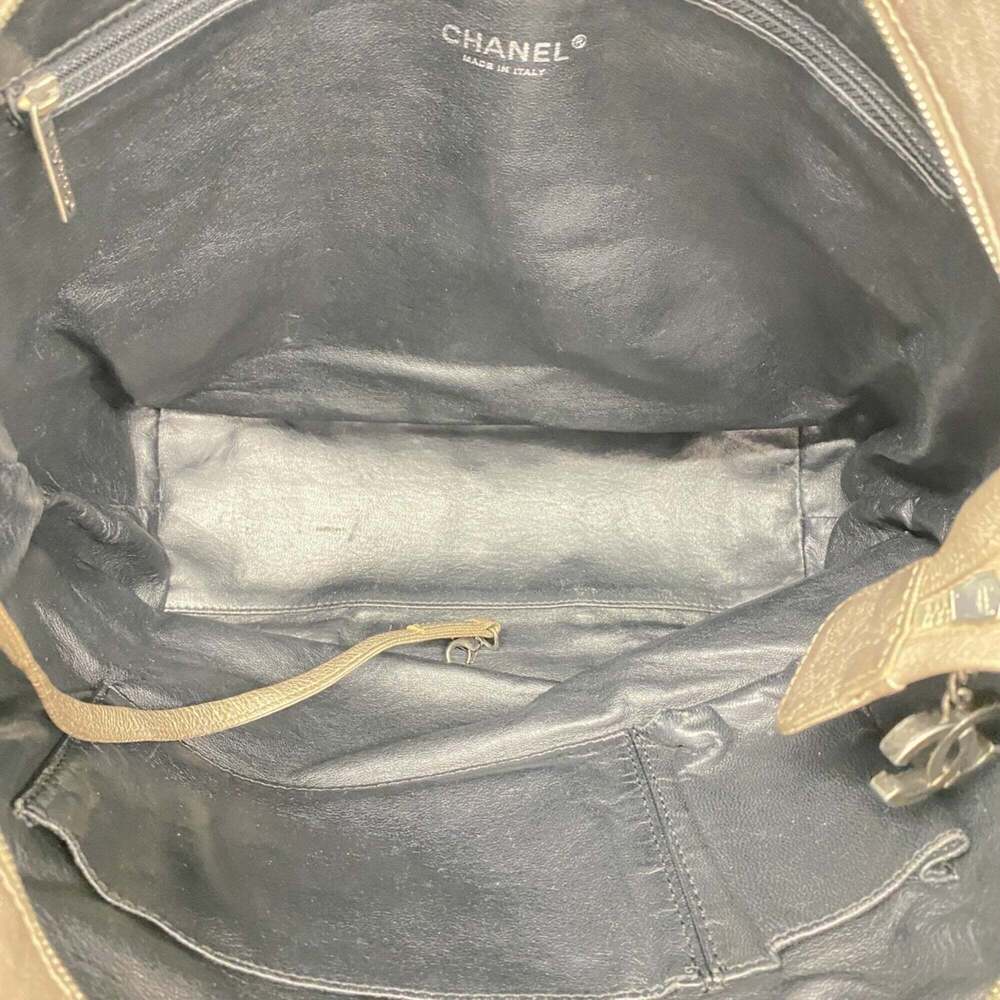 CHANEL Brown Leather Tote Bag - Picture 4 of 11